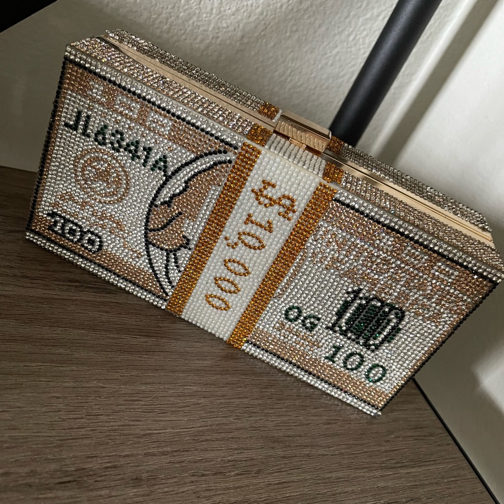 Diamond 100 dollar bill clutch